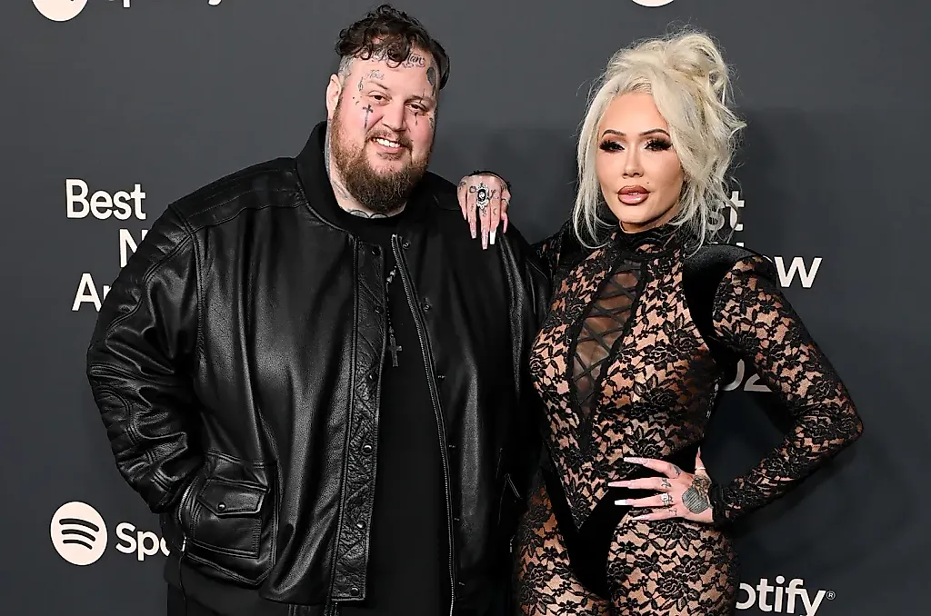 Bunnie XO поддержала Jelly Roll после его признания в измене