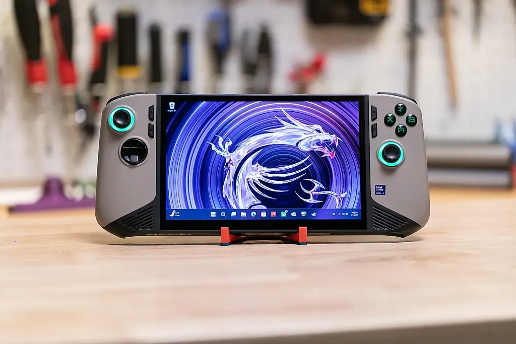 Microsoft выпускает Xbox Full Screen Experience для MSI Claw