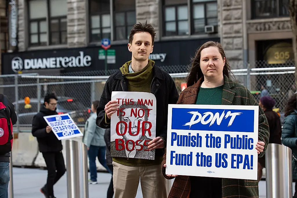 EPA в протесте: "Этот человек не наш босс"