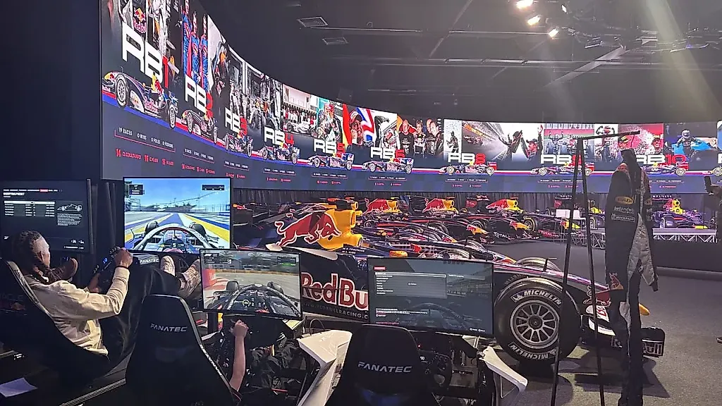 Hexagon и Red Bull Racing: как поднять производство с колен