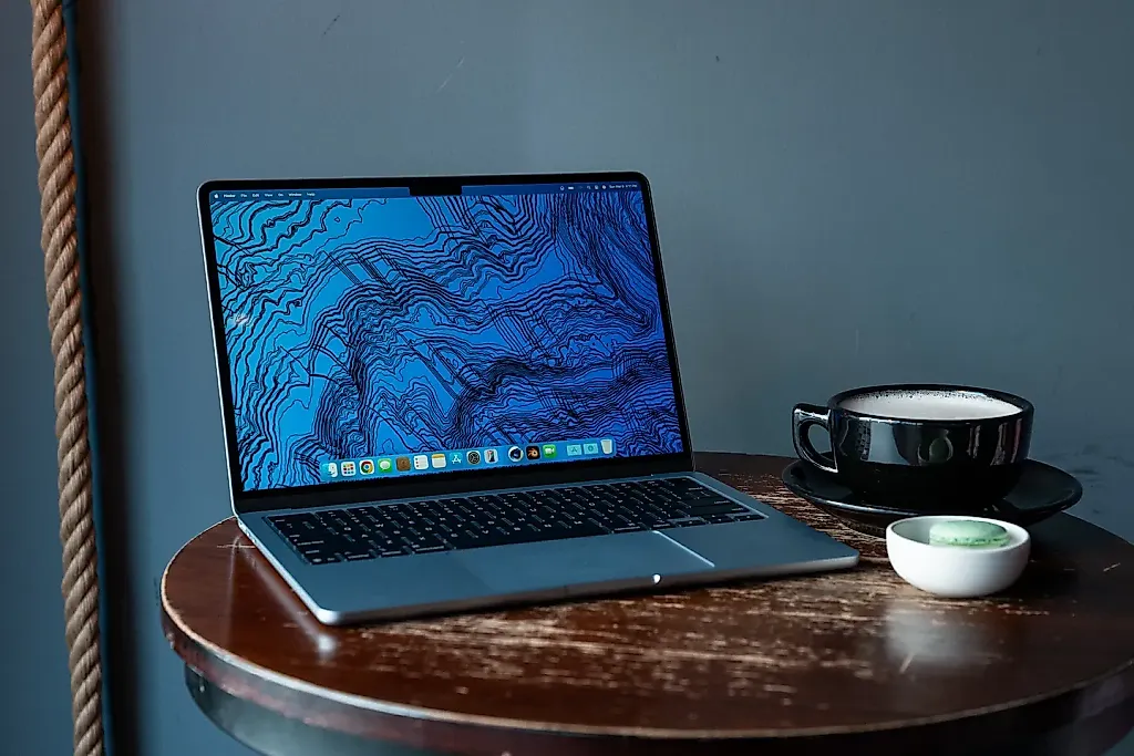 Apple сделает дешевый MacBook на iPhone-чипе