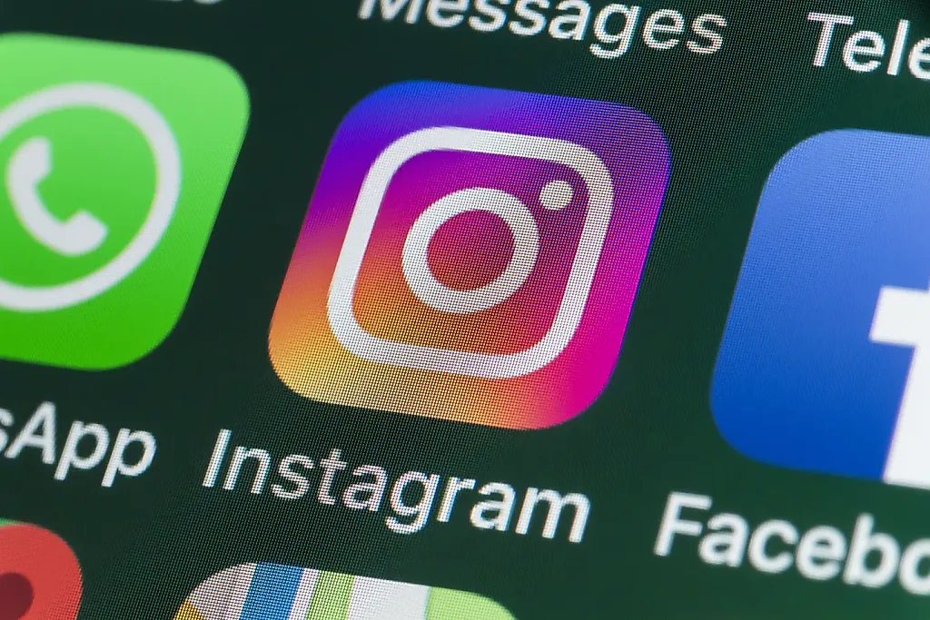 Instagram сливается, прощай, Content Notes!