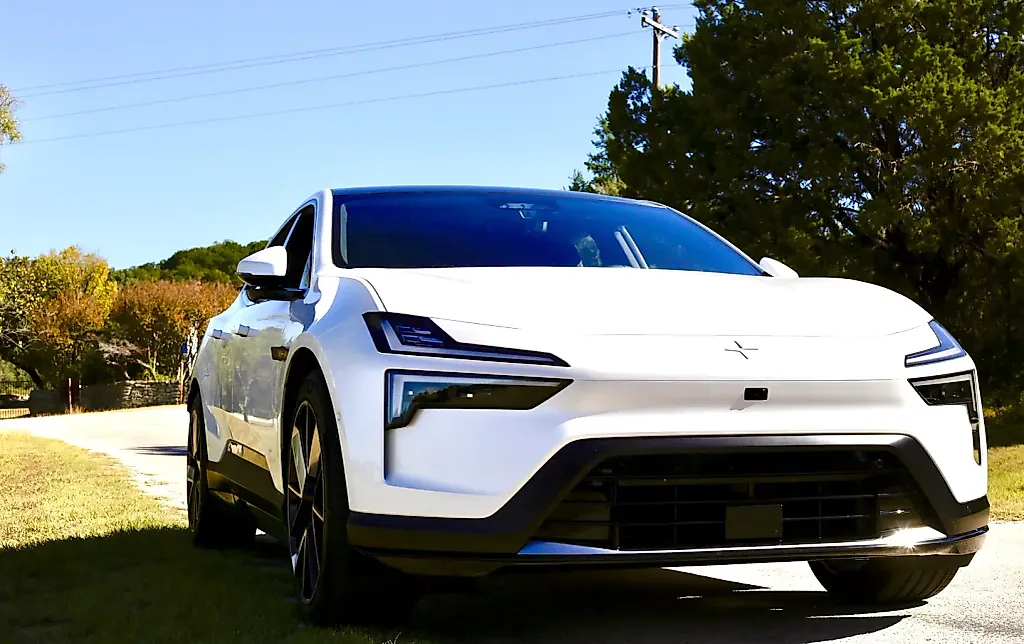 Polestar 4: электромобиль, который ломает шаблоны
