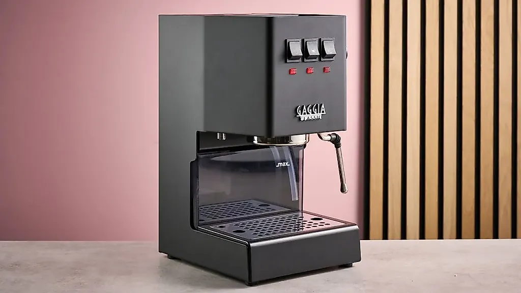 Gaggia Classic E24 Evo Pro: итальянский кофейный монстр для дома