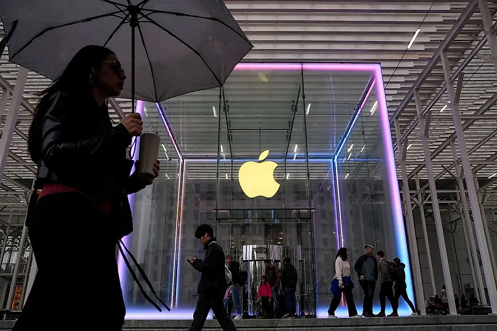 Apple урезает комиссию для мини-приложений в App Store