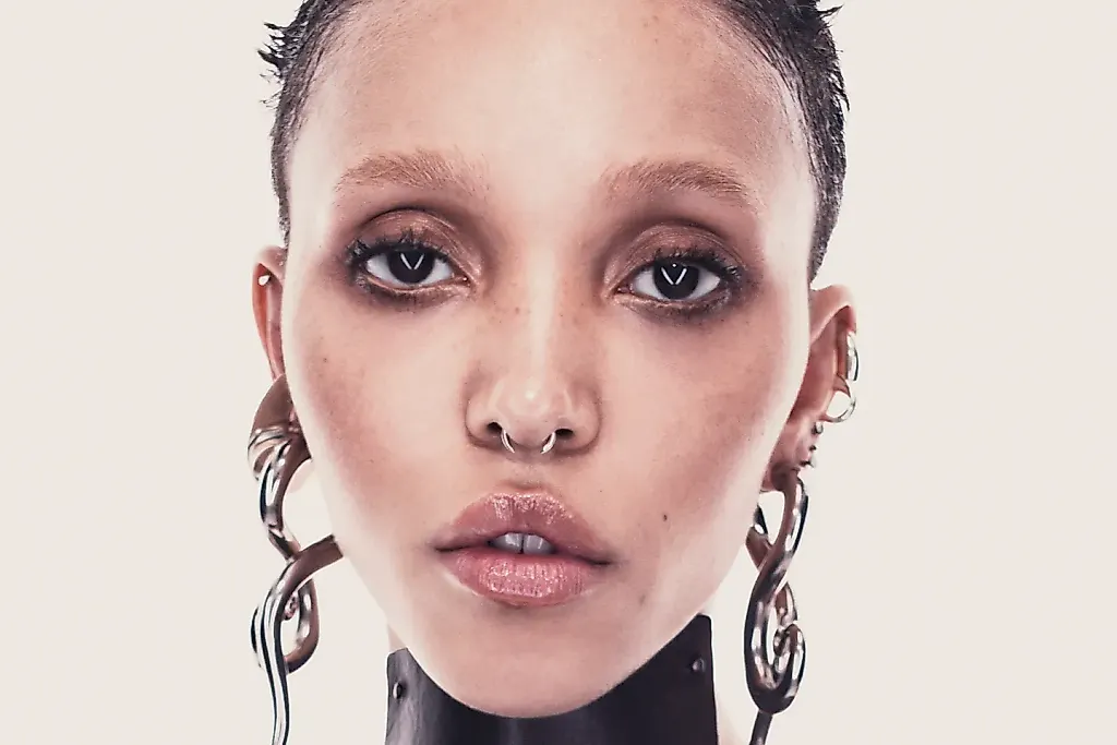 FKA Twigs под крылом UTA, Люсеро меняет лейбл, у Джомбриеля контракт мечты