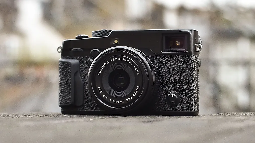 Эффект Fujifilm X100VI: рост цен на компактные камеры и новые альтернативы