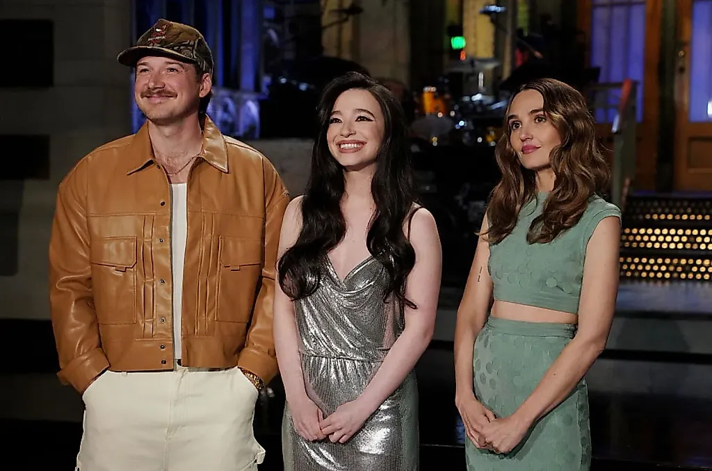 Морган Уоллен в стиле "пока-пока": Свалил со сцены SNL, как будто смывается в туалет!