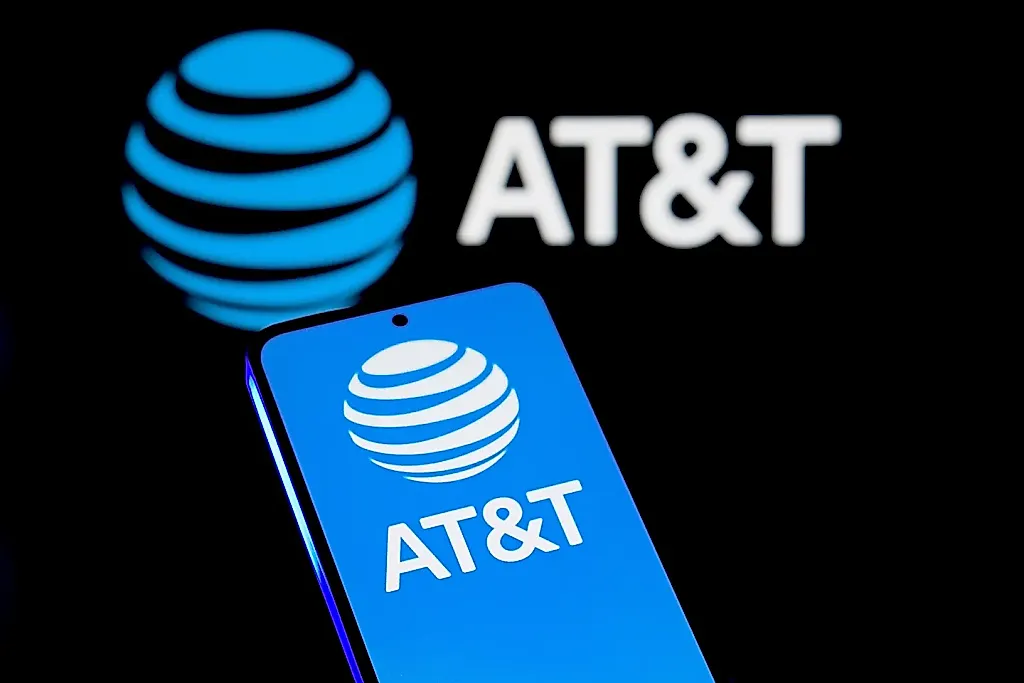 AT&T отказывается от DEI ради одобрения властей