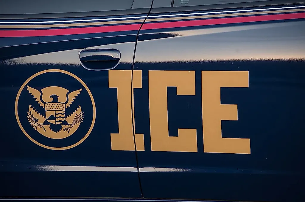 Разработчик ICEBlock подал в суд на правительство США из-за удаления приложения