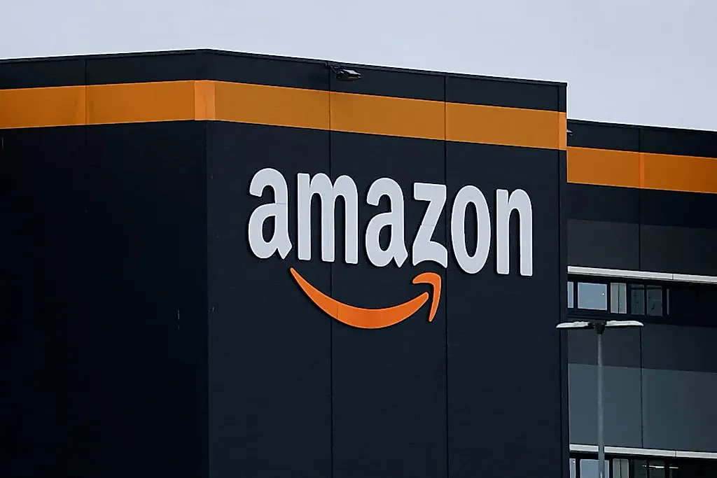 Amazon безжалостно режет штат в Люксембурге