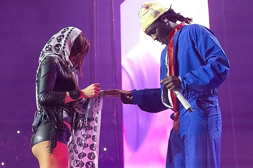 Young Thug сделал предложение Mariah the Scientist на сцене: подробности помолвки и история их романа