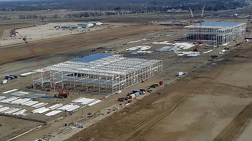 Ford уходит от электромобилей: теперь батареи для дата-центров и сетей