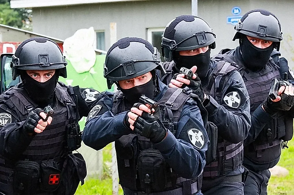 Спецназ, Балтика и родные пенаты: репортаж с выездных съёмок «Нашего спецназа» в Калининграде