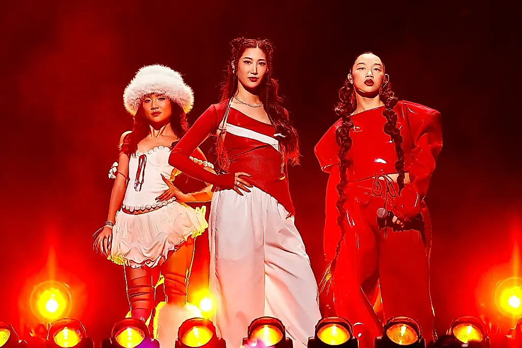 Песня «Golden» впервые привела K-pop на вершину радиочарта Billboard