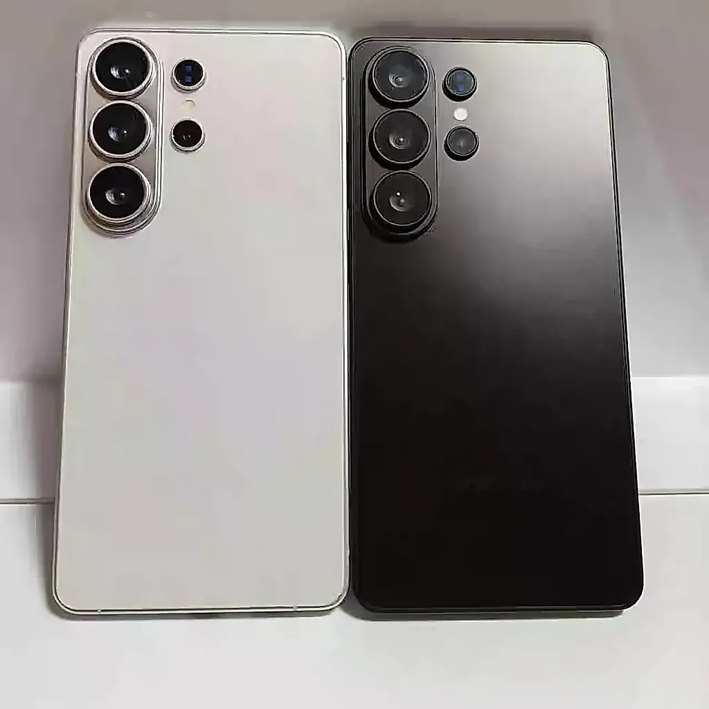 В сеть утек дизайн Samsung Galaxy S26 Ultra с новым "островом" камеры