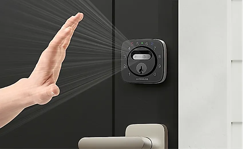 Два биометрических датчика: новый замок Ultraloq Bolt Sense открывает дверь по лицу и венам на ладони