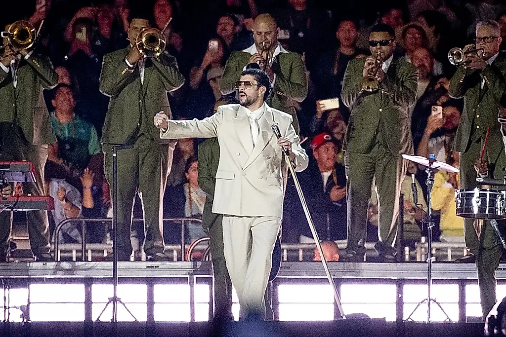 Bad Bunny разносит мировые стадионы: новые рекорды и гонка за миллионами