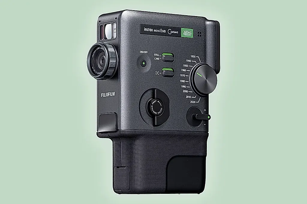 Fujifilm выпустила Instax Mini Evo Cinema – камеру для ретро-любителей