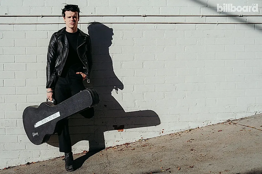Yungblud и зрелые австралийские фанатки: кому здесь за тридцать?