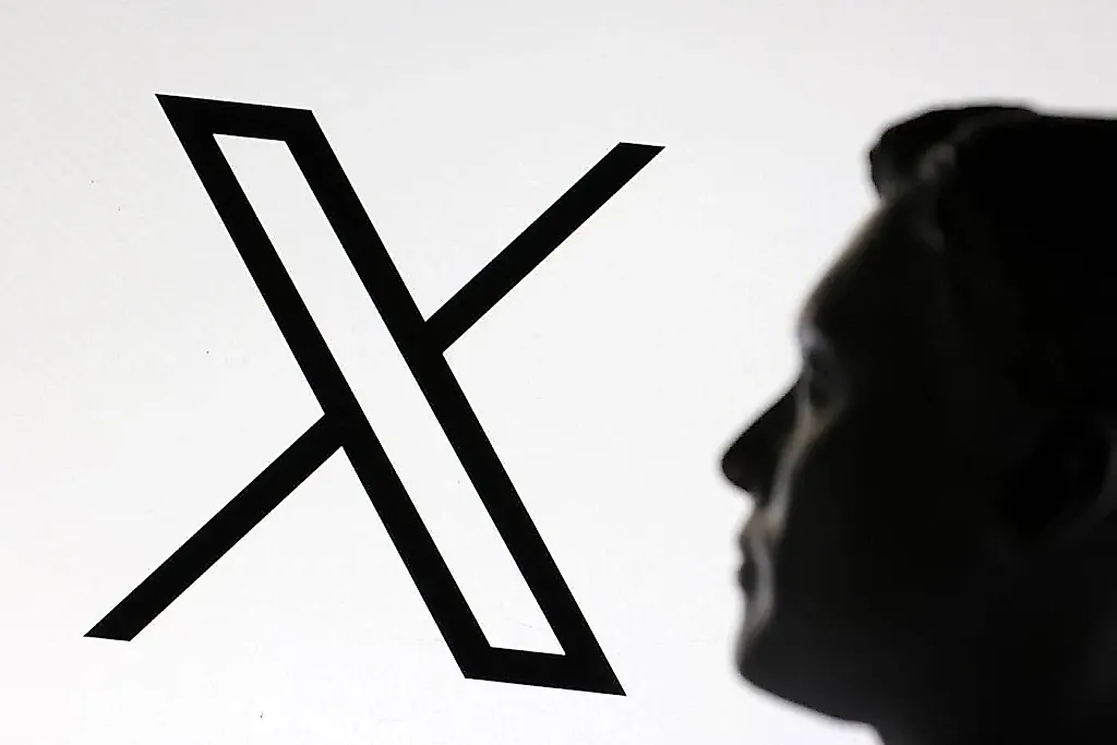 Илон Маск откроет алгоритмы X (Twitter)