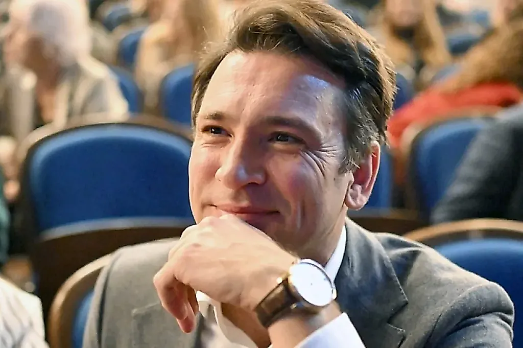 Смена паркета на сцену: карьера Антона Хабарова