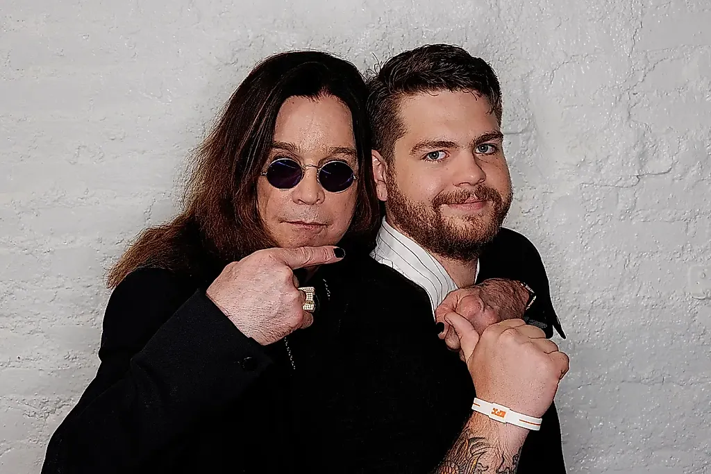 Ozzy Osbourne Становится Героем Семейных Снов