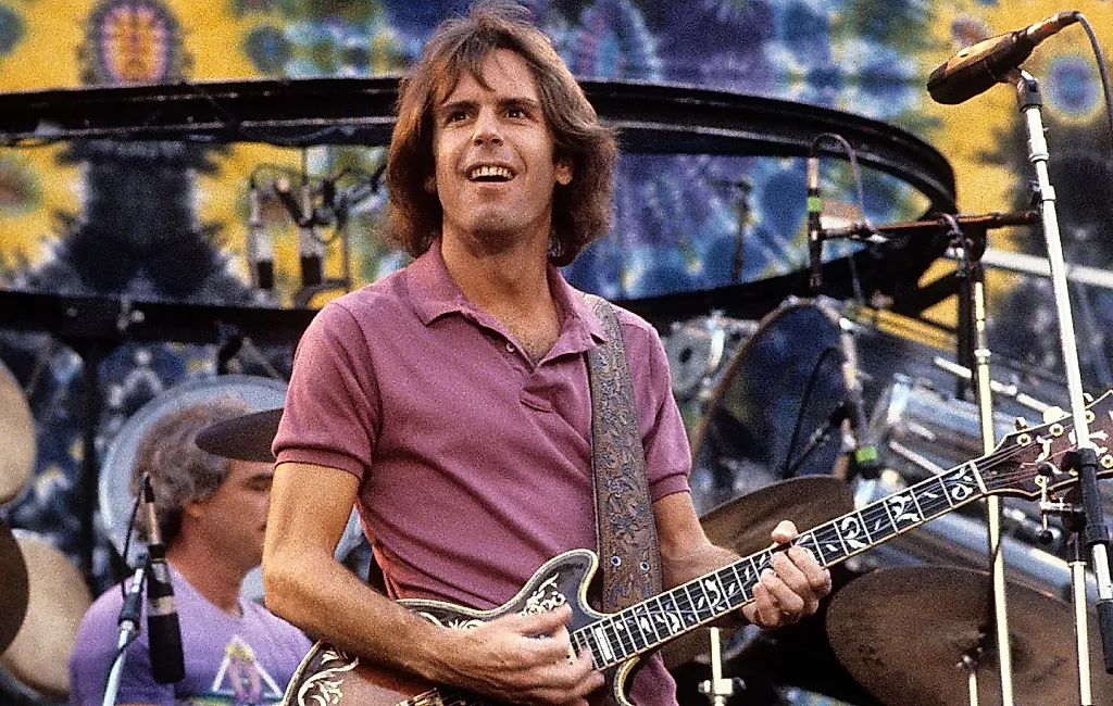 Empire State Building зажигает в честь Боба Уира — магия тай-дай и печаль по «Grateful Dead»