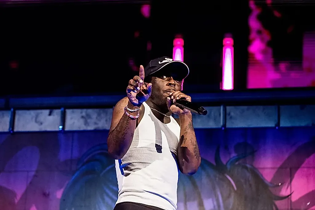 Lil Uzi Vert снова на вершине: сингл 'What You Saying' лидирует в чартах