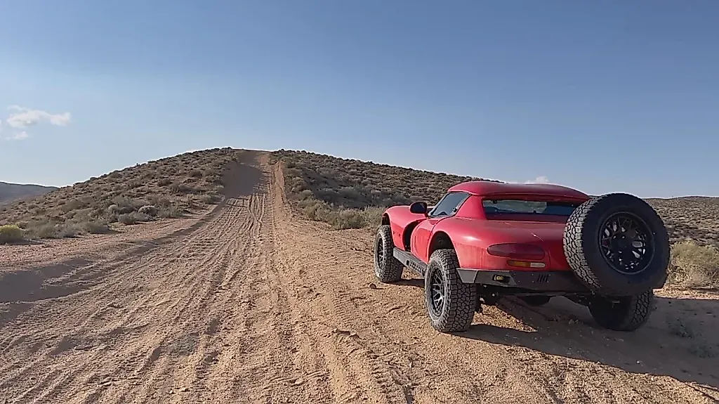 Dodge Viper против бездорожья: инженерный вызов