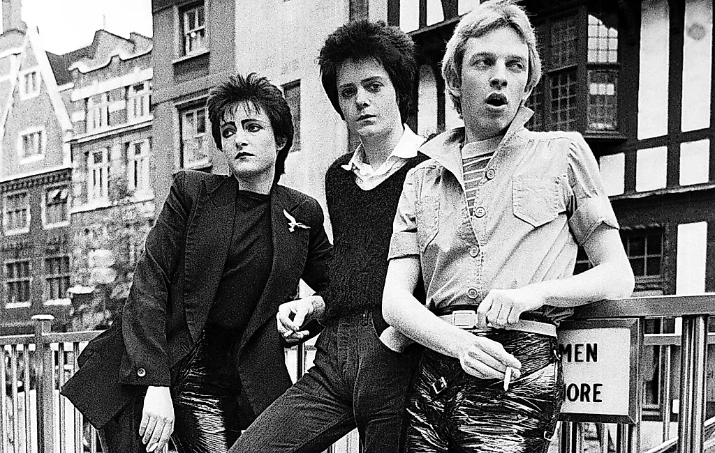 Умер Кенни Моррис: первый барабанщик Siouxsie and the Banshees