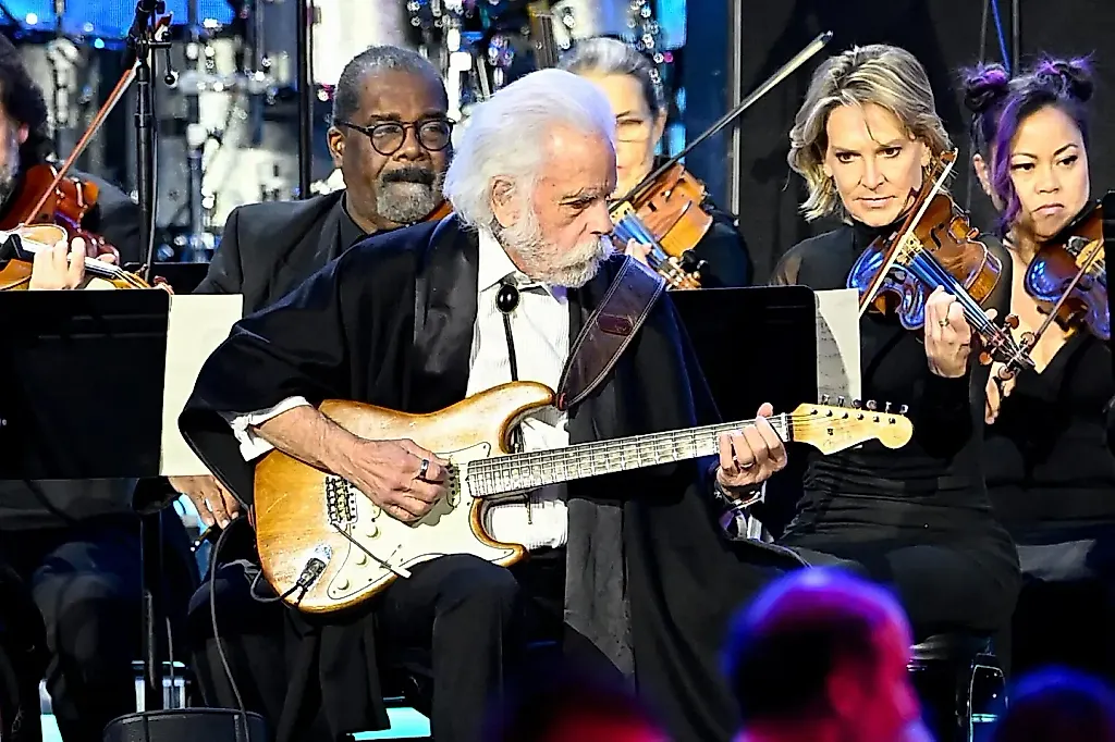 Последний аккорд Боба Вейра: прощание с душой Grateful Dead в Сан-Франциско