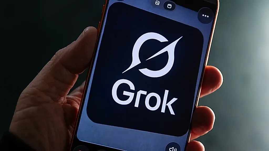 Grok ограничил создание откровенных дипфейков пользователей X