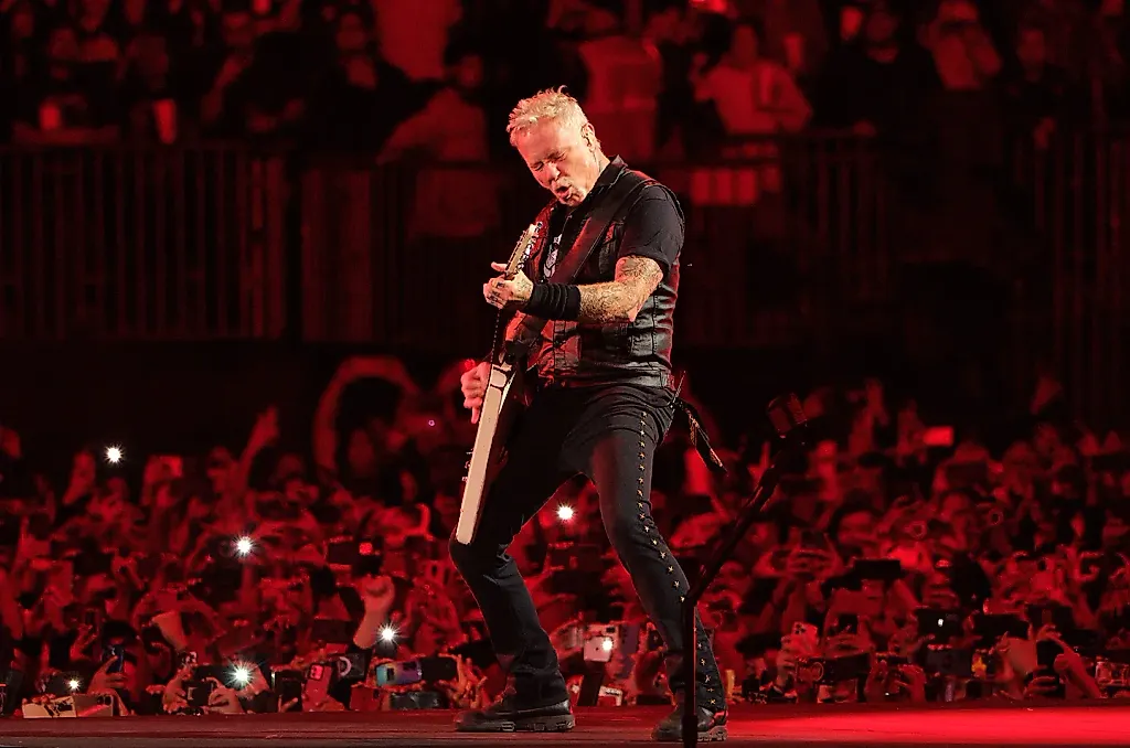 Metallica и Красный Крест: Рок на крови