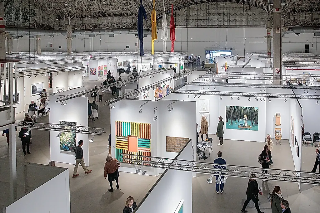 Expo Chicago 2026: меньше, но громче
