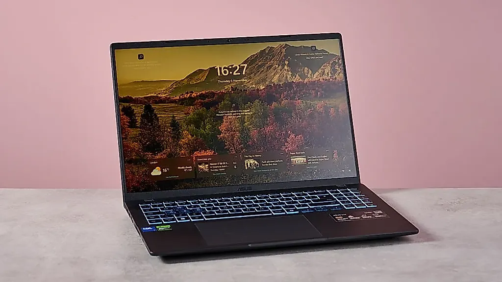 Тест Asus V16: портативный гигант