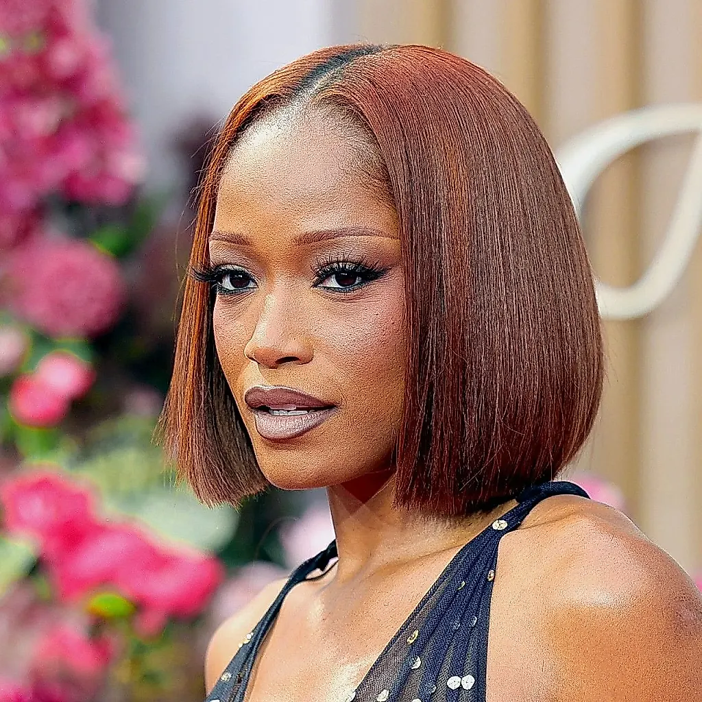 Мистический маникюр Keke Palmer