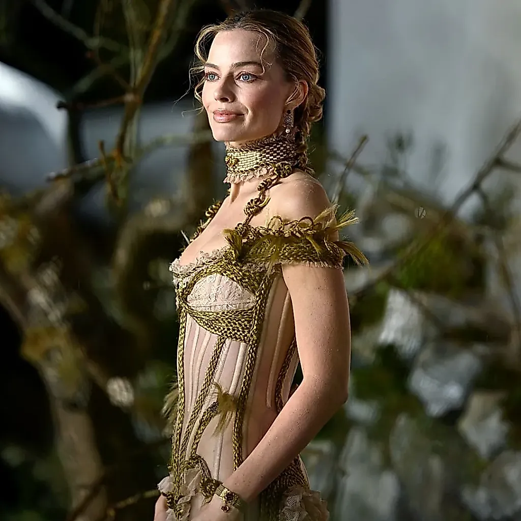 Про наряд Margot Robbie на премьере