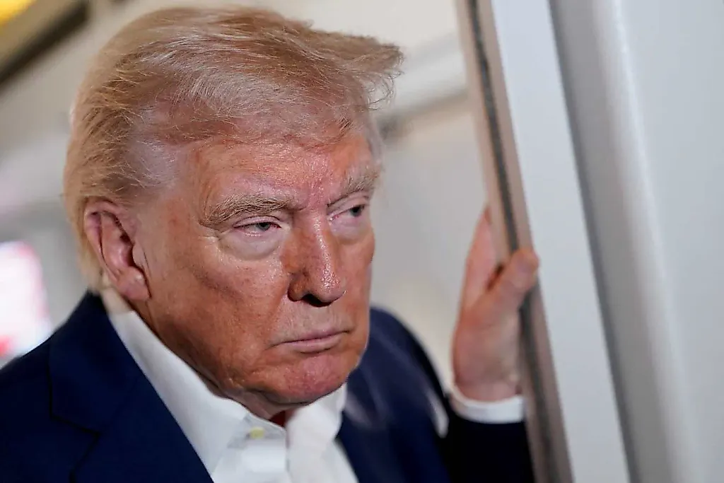 Трамп о человеческом товаре: смартфоны без ритуалов, а все остальные — в беде!