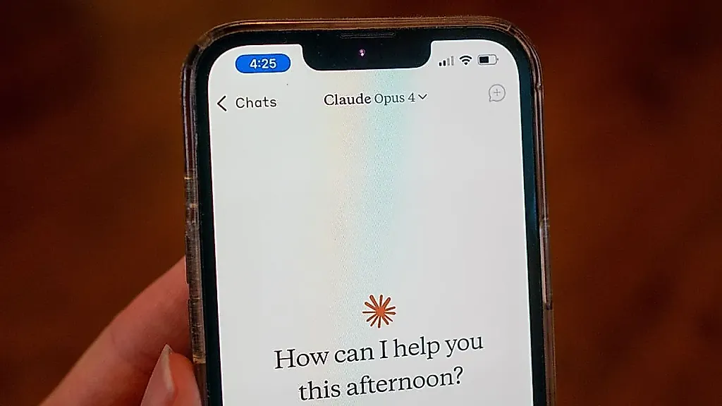 Уязвимость в расширении Claude