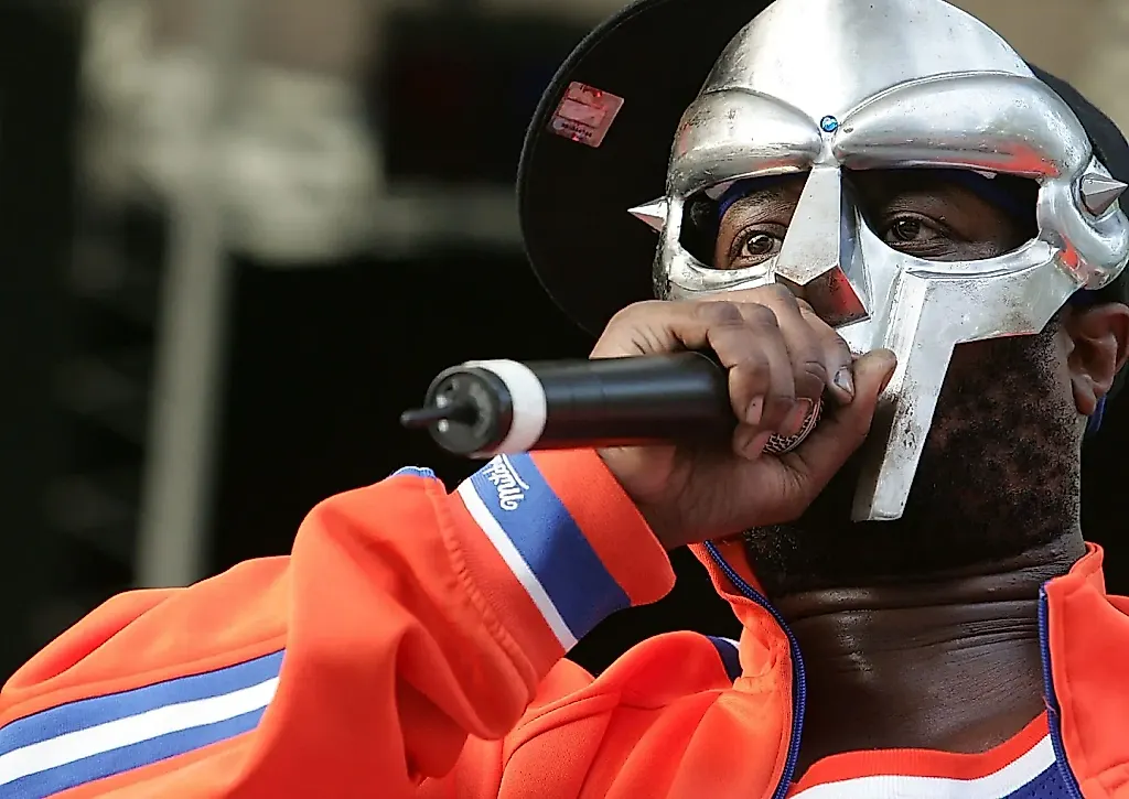 Суд, Doom и Temu