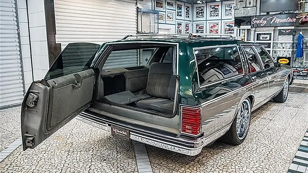 Pontiac Parisienne: универсал, переживший всех