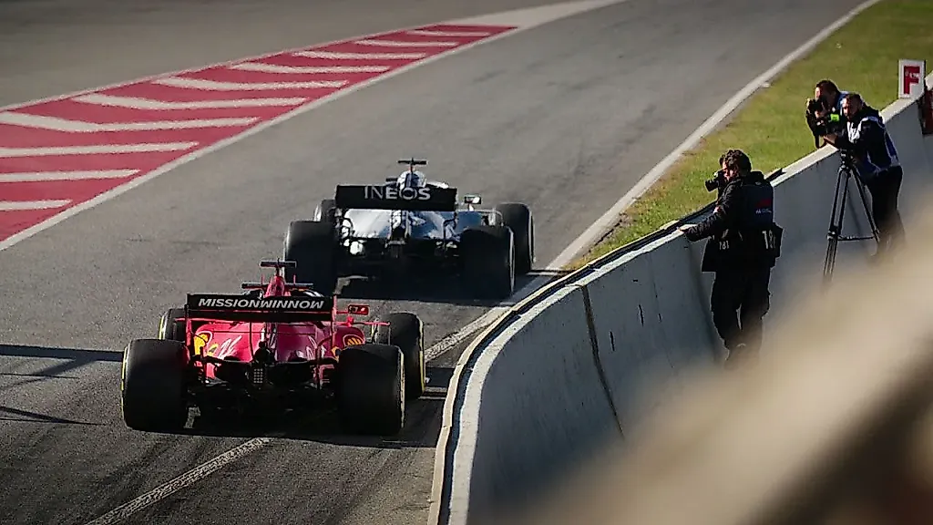 Apple, F1 и редкий союз с Netflix