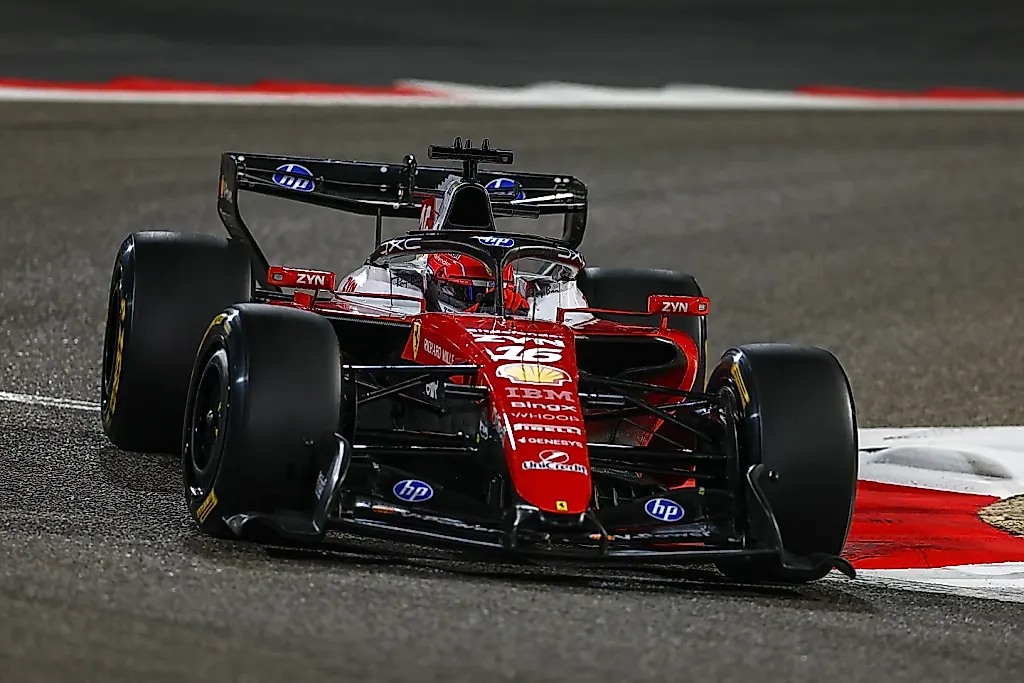F1 уводят на два экрана