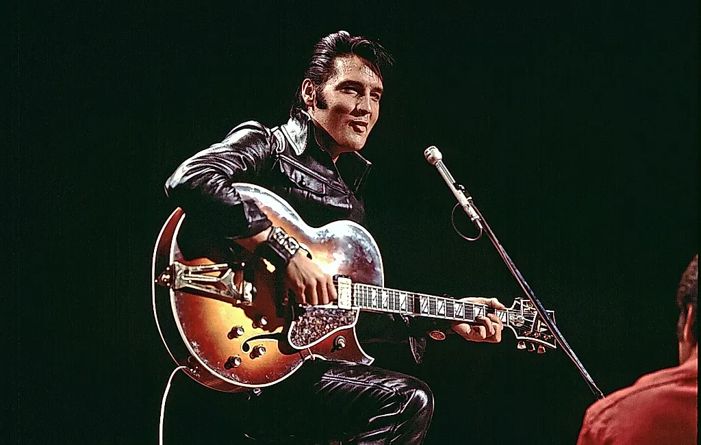 Каждая песня из EPiC: Elvis Presley In Concert