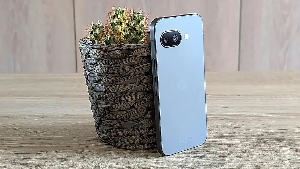 Pixel 10a проигрывает старшему брату