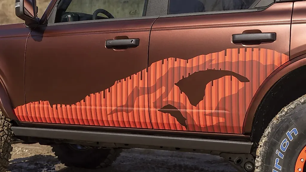 Два внедорожника Ford Bronco: когда весна встречается с засухой в Моабе
