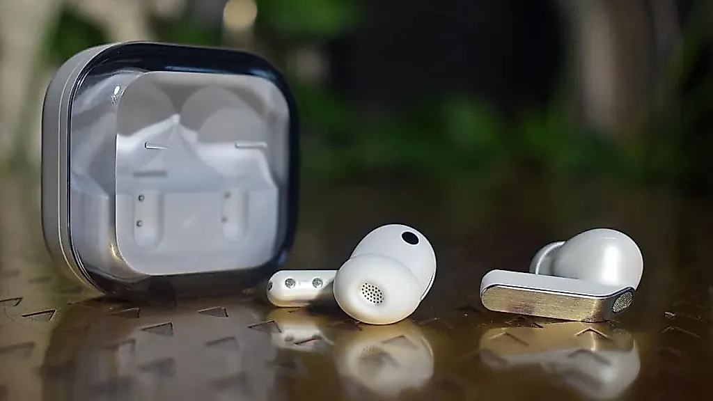 Samsung Galaxy Buds 4 Pro: шик и старые грабли