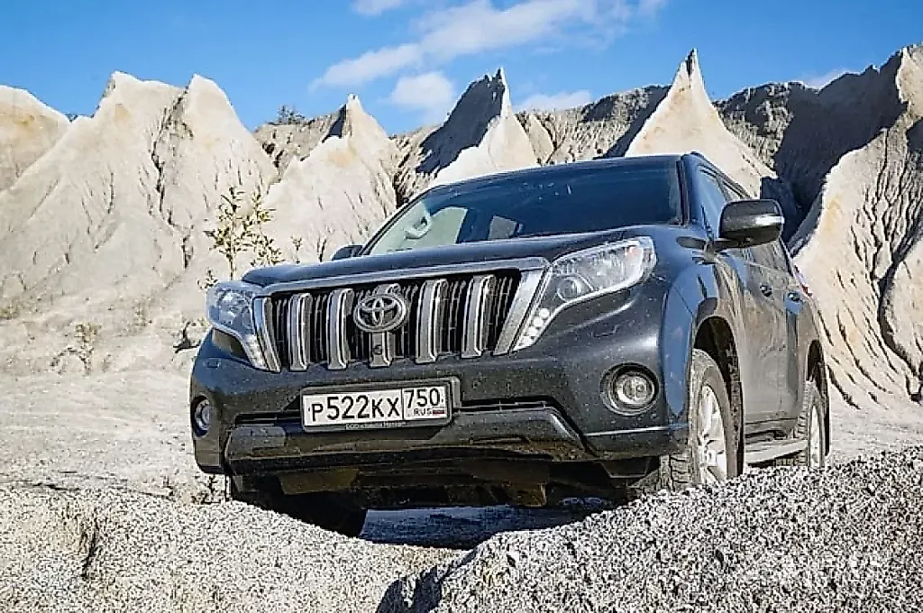 Toyota считает рубли