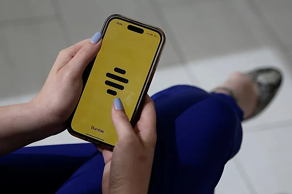 Bumble запускает Bee